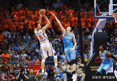 赛的背后 赛的背后